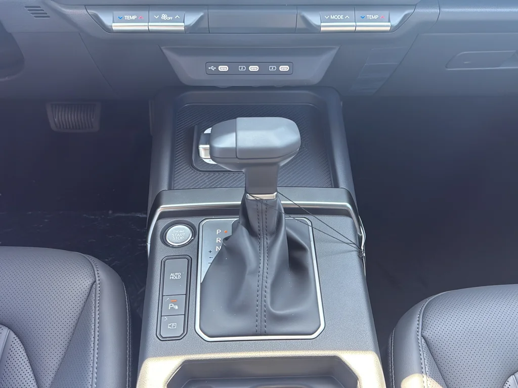 New 2027 Frost Blue Kia X-Line SX image 23