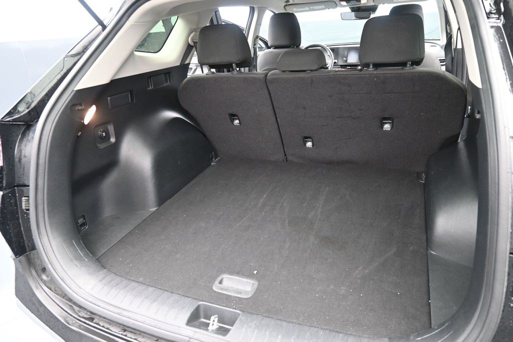 Used 2025 Ebony Black Kia LX image 9