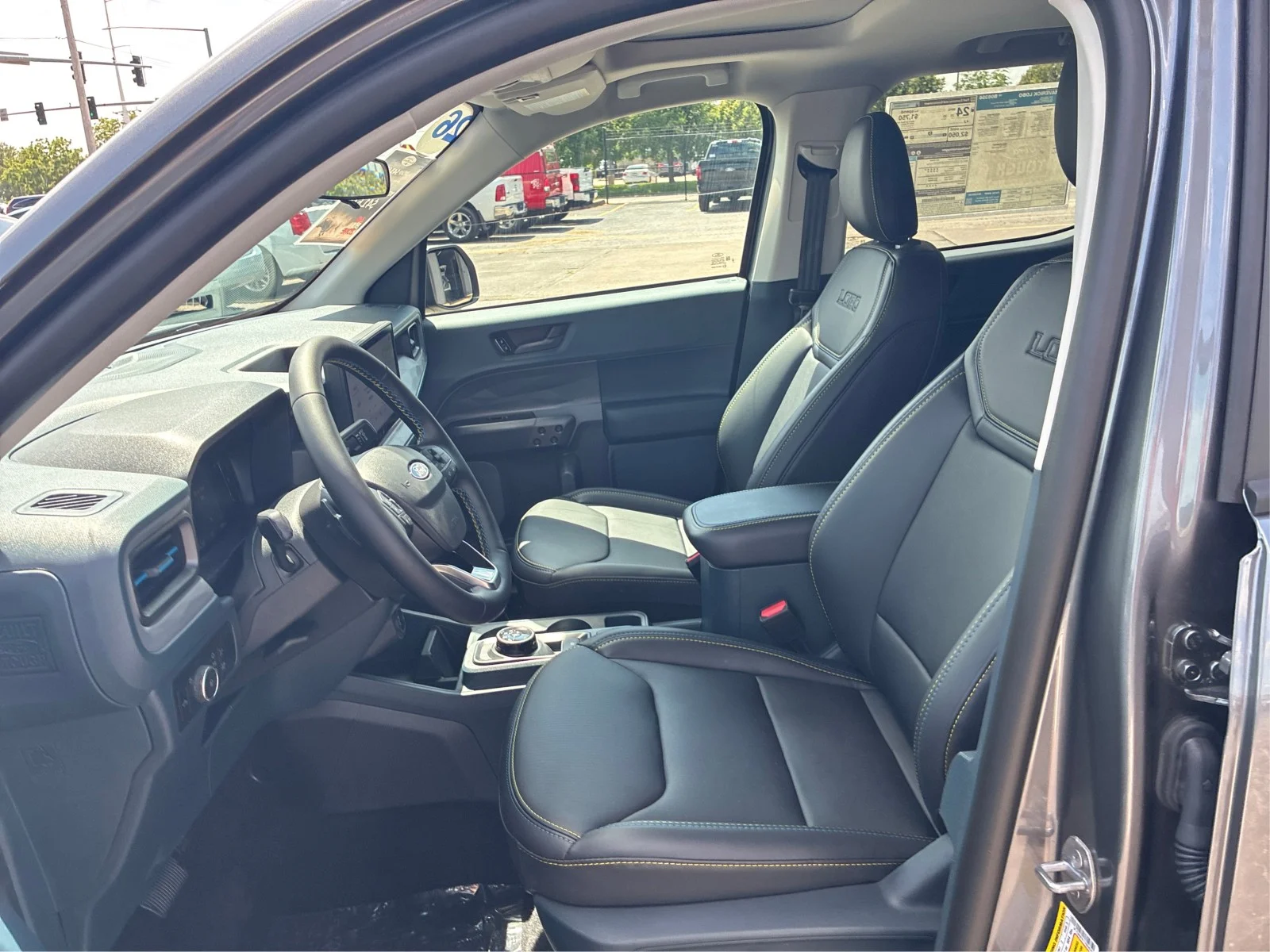 New 2026 Carbonized Gray Metallic Ford Maverick Lobo™ image 9