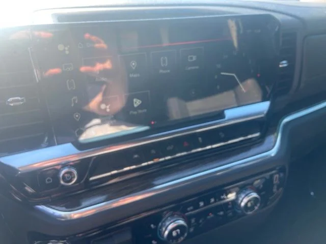 Used 2024 White GMC SLE image 5