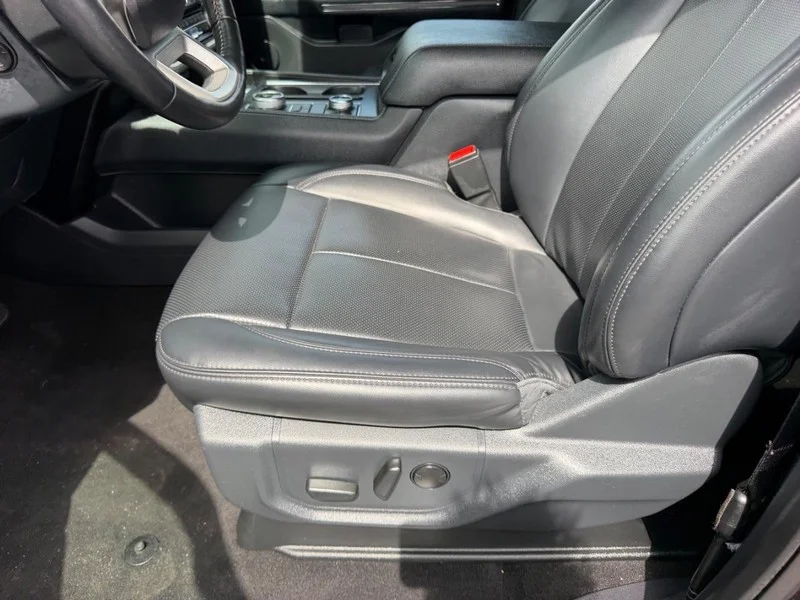 Certified Used 2024 Agate Black Metallic Ford XLT image 25