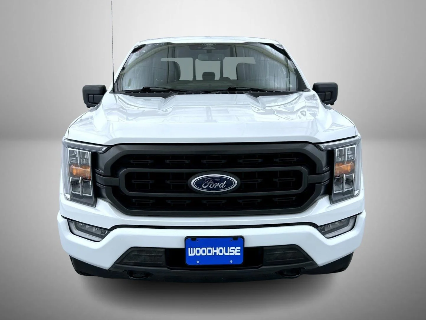 Used 2022 White Ford XLT image 2