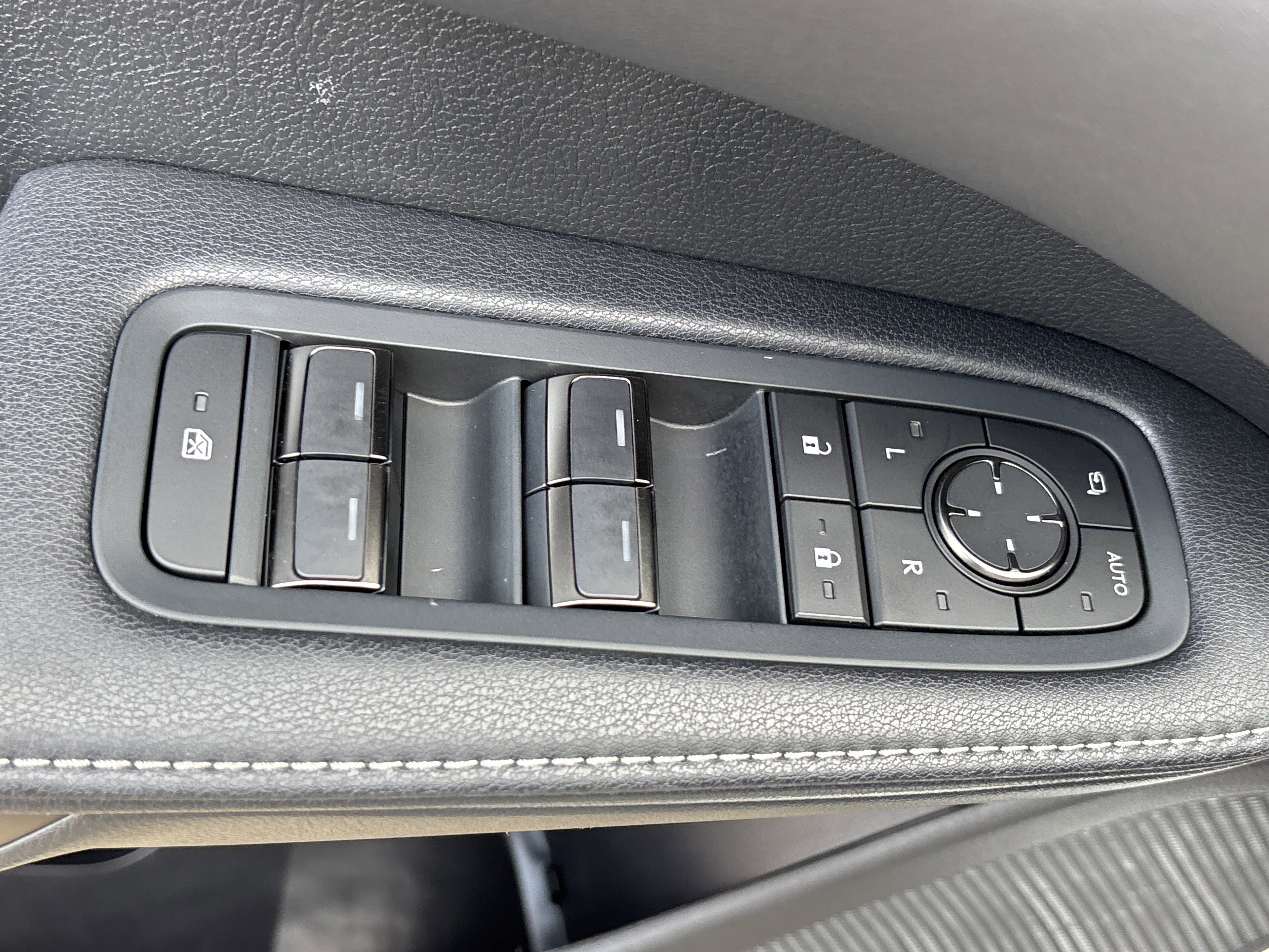 Used 2024 Eminent White Pearl Lexus 350 Premium AWD image 21