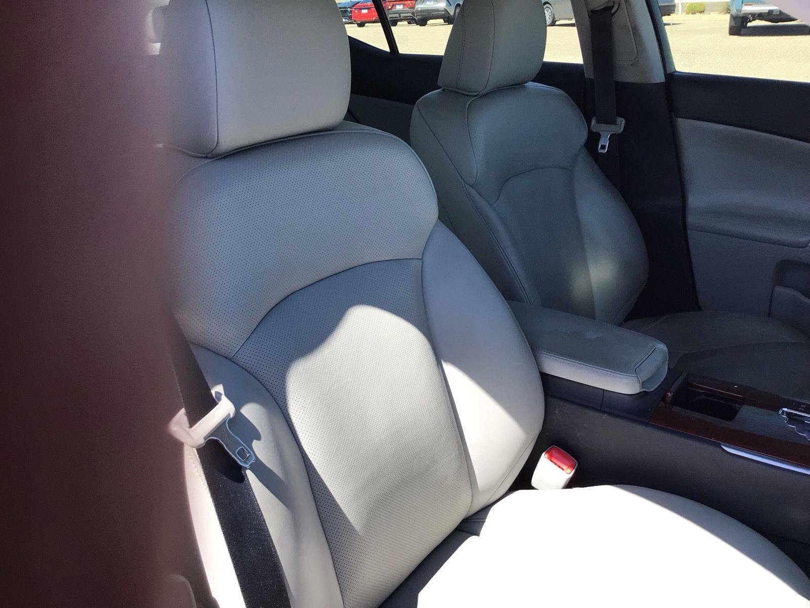 Used 2007  Lexus Base image 17