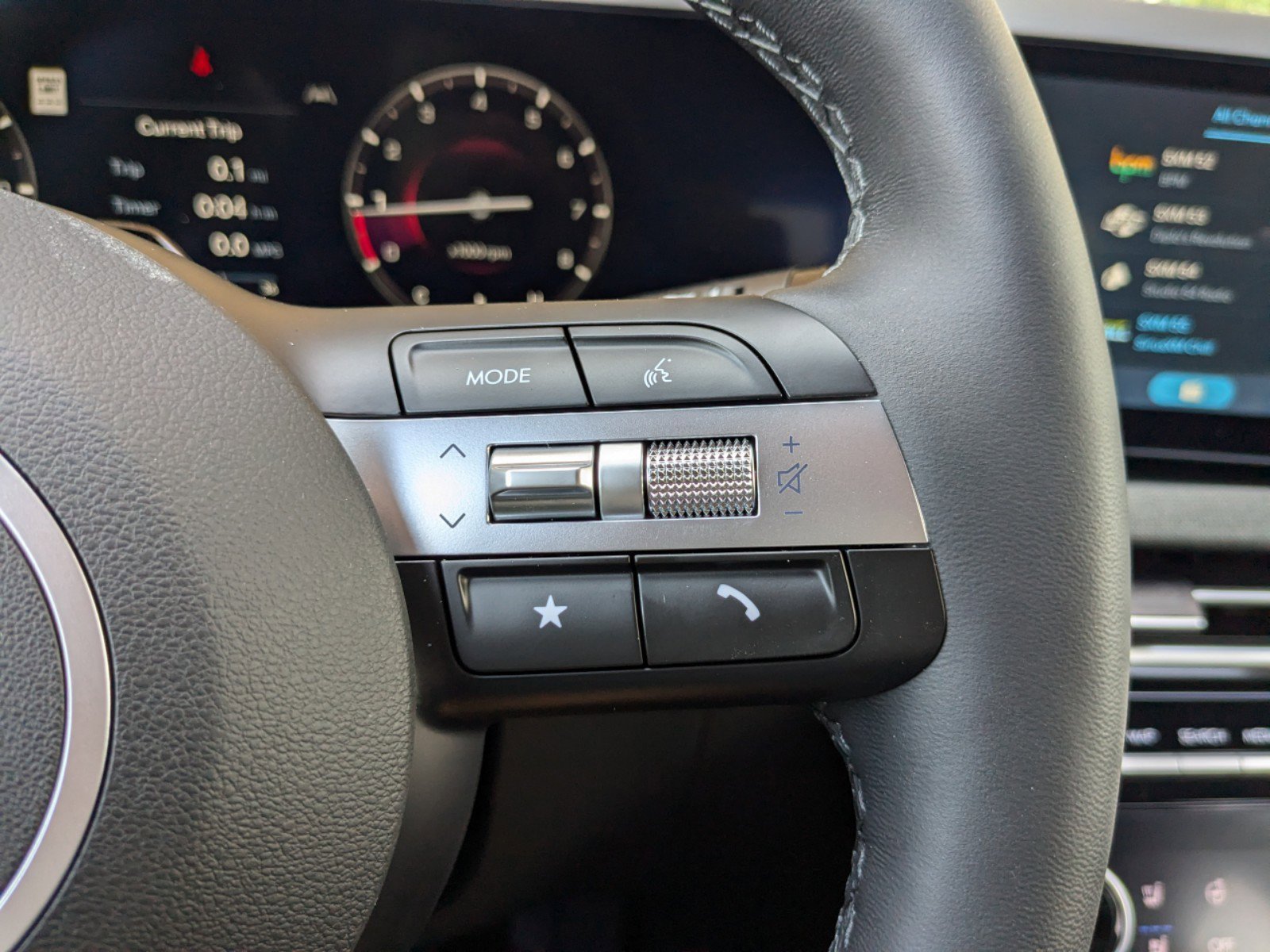 2025 Hyundai Santa Cruz Limited - Photo 21
