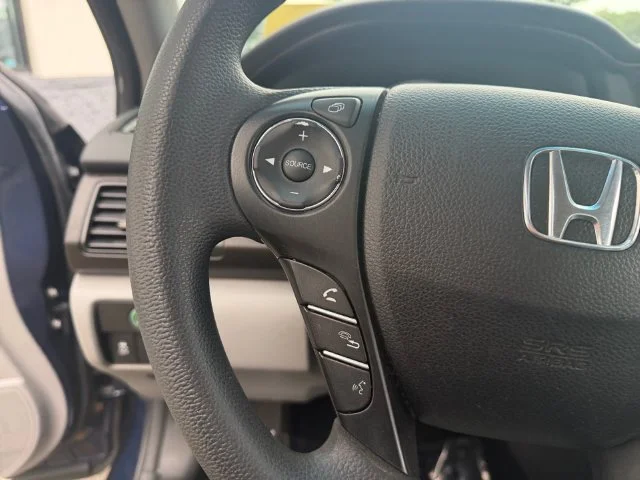 Used 2013 Blue Honda EX image 12