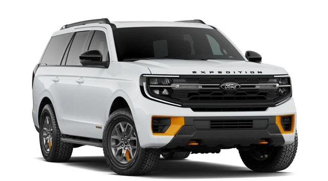 New 2026 Oxford White Ford Tremor image 4