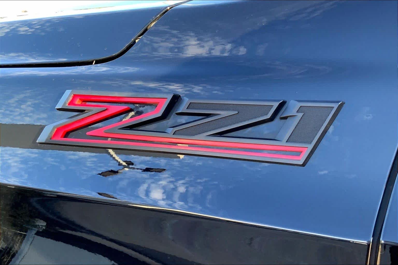 Certified Used 2023 Black Chevrolet Z71 image 10