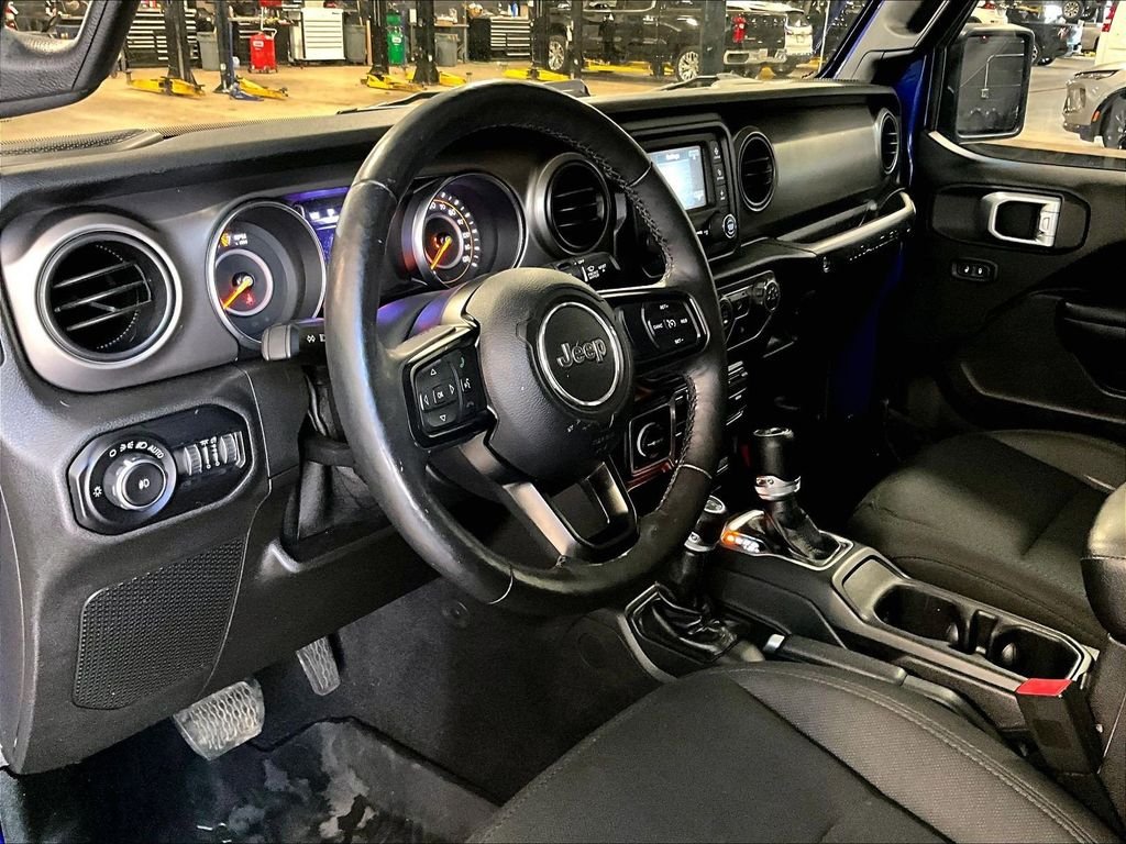 Used 2019 Blue Jeep Unlimited Sport S image 8