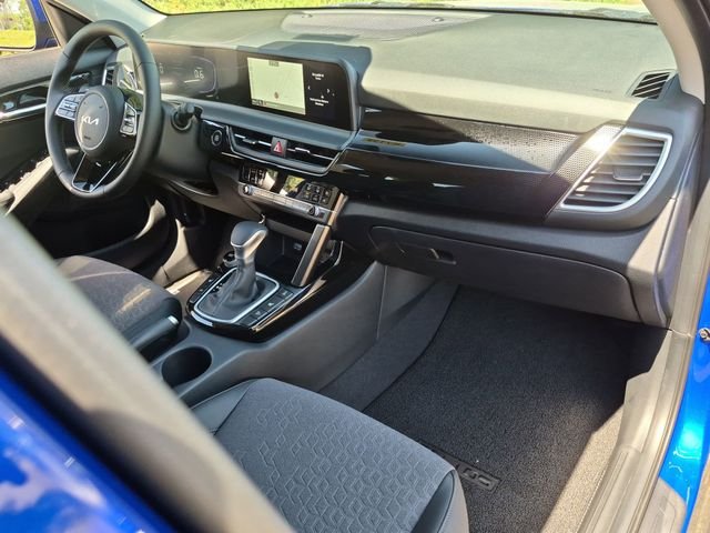 New 2026 Neptune Blue Kia S image 27