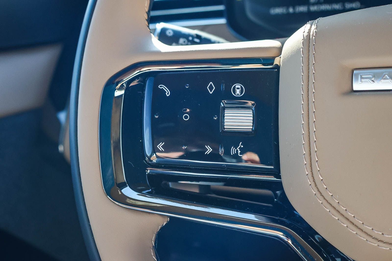 2025 Land Rover Range Rover Sport Dynamic SE - Photo 37