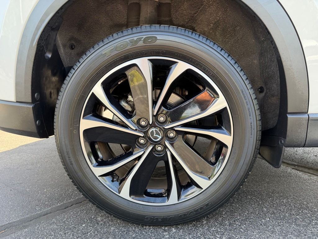Certified Used 2023 White Mazda 2.5 S Premium Plus Package image 9