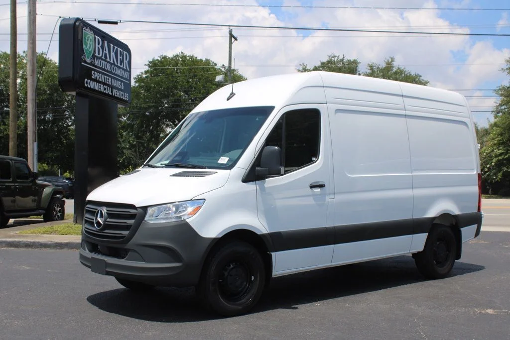 New 2026 Arctic White Mercedes-Benz Cargo 144 WB image 1