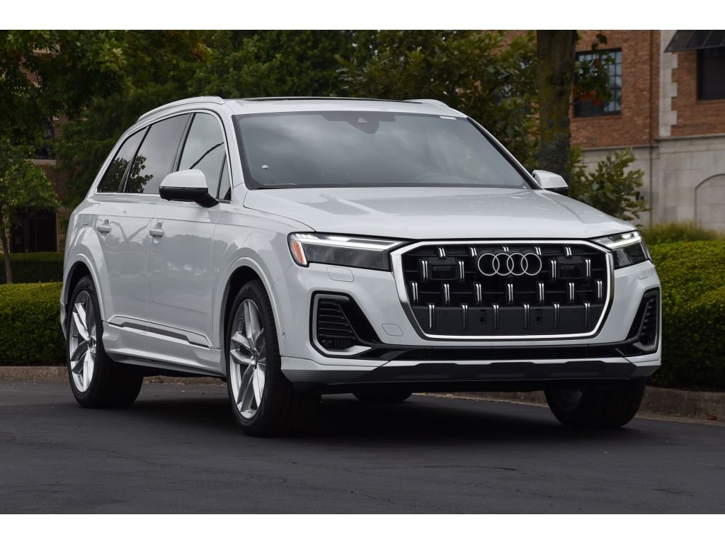 Used 2025 Whi Audi Premium Plus image 2