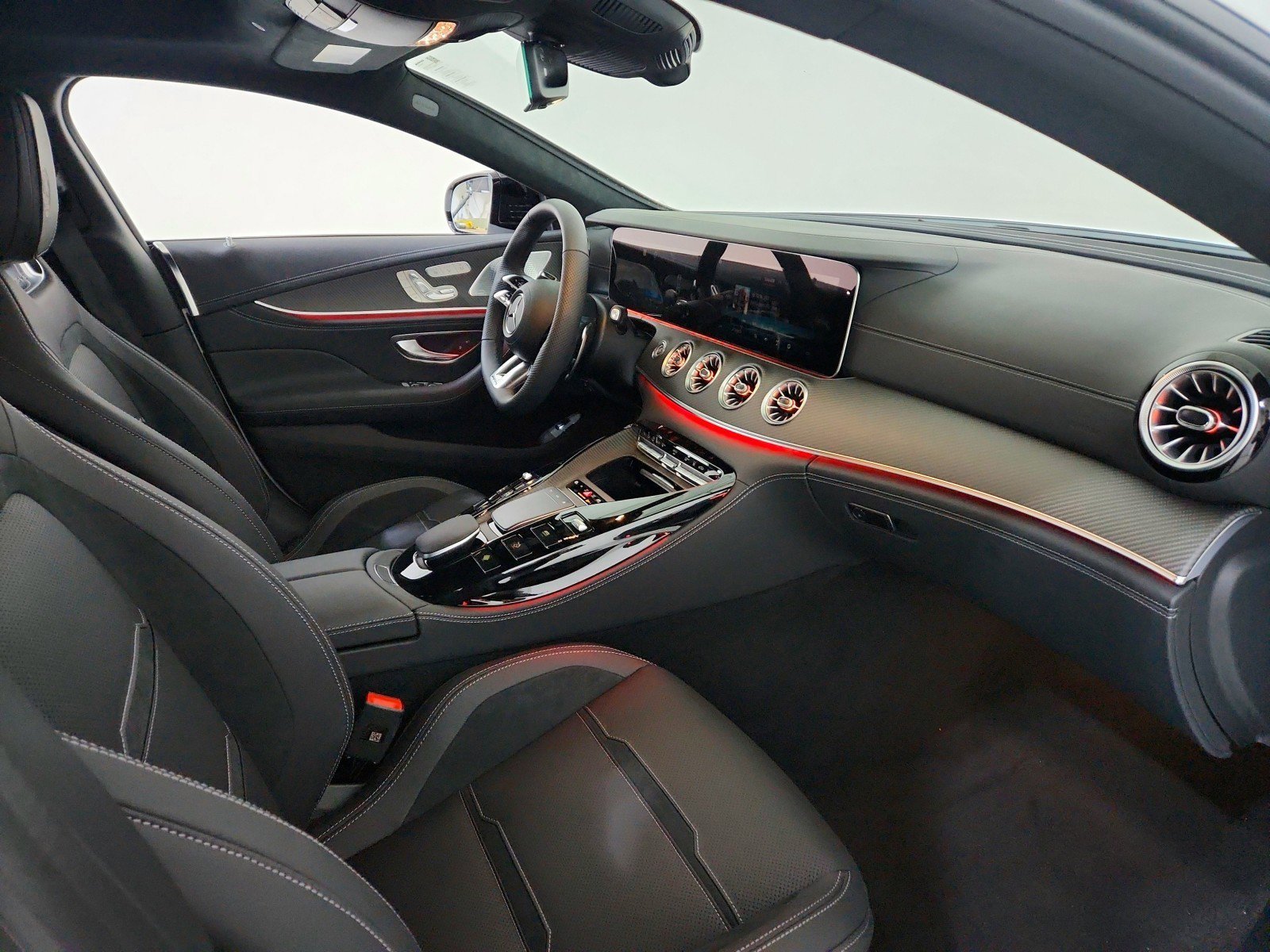 New 2026 MANUFAKTUR Moonlight White Metallic Mercedes-Benz AMG® GT 63 S E Performance 4-Door Coupe image 43