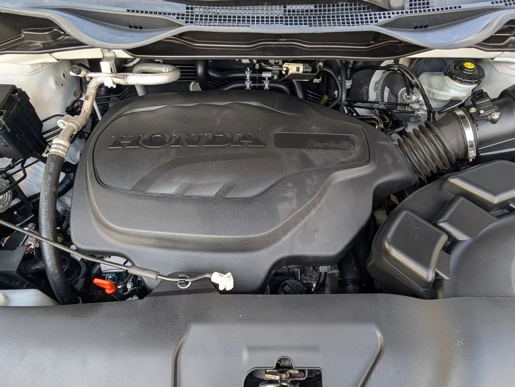 Used 2021  Honda Touring image 34