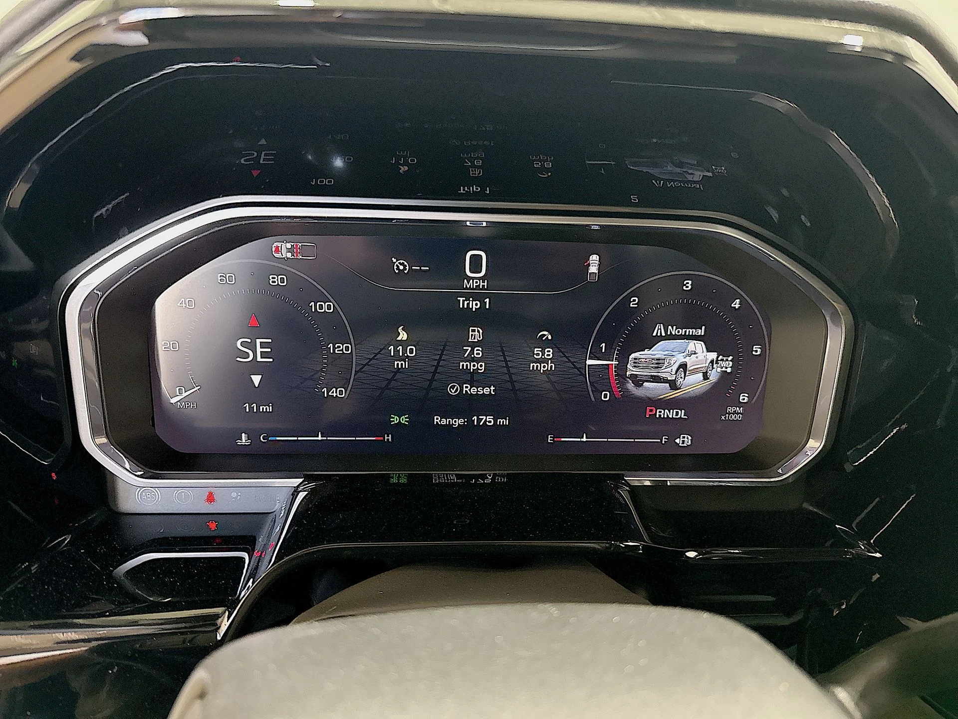 New 2026 Onyx Black GMC Elevation image 60