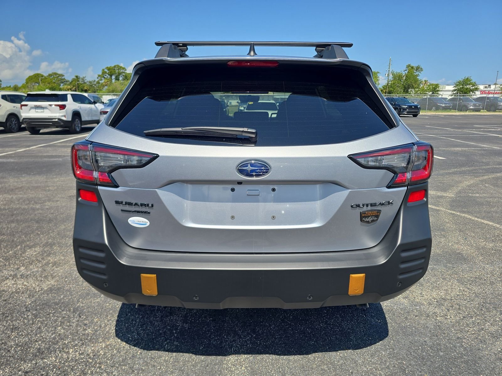 Used 2025 Silver Subaru Wilderness image 5