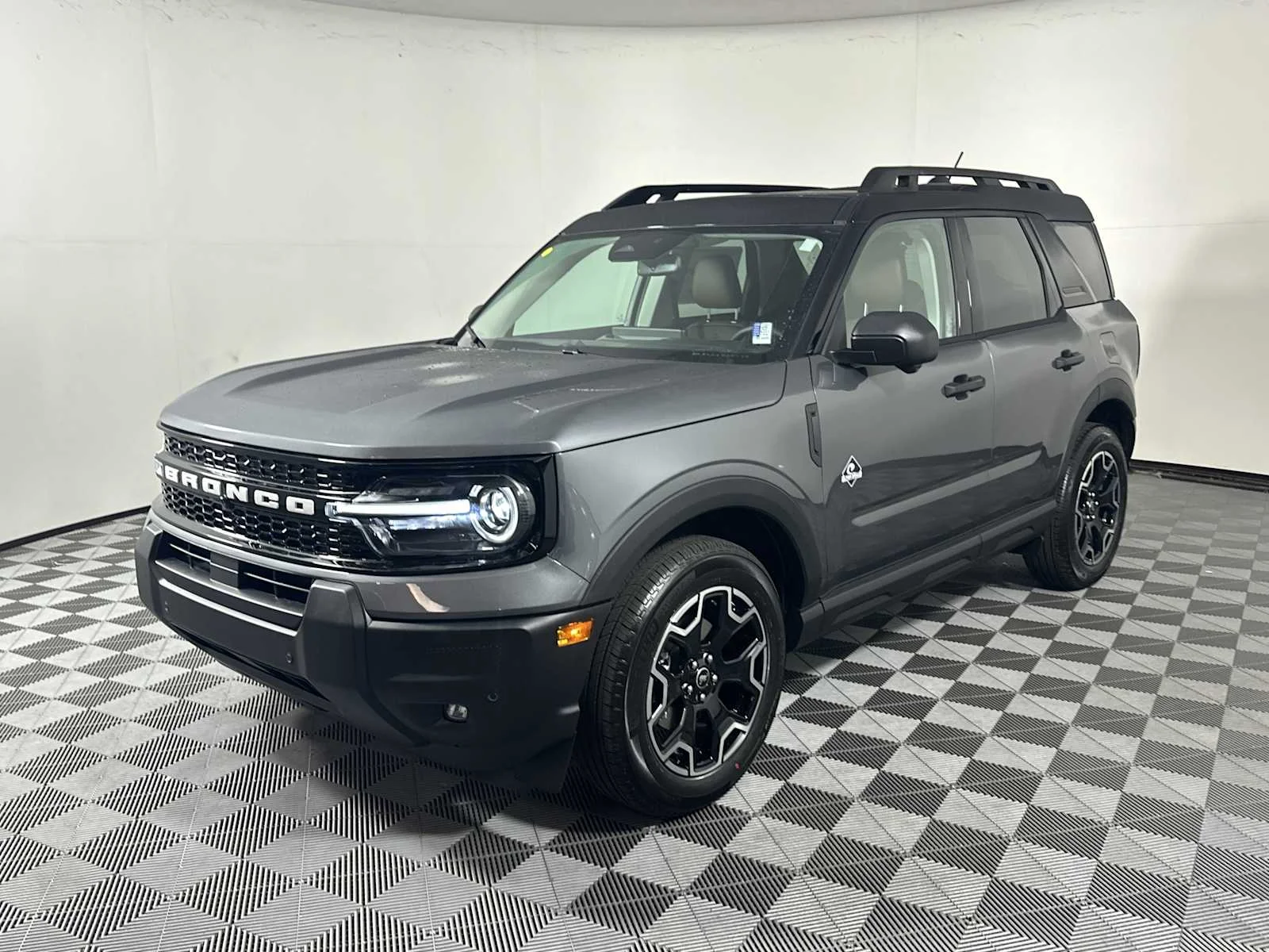 New 2026 Carbonized Gray Ford Outer Banks image 3