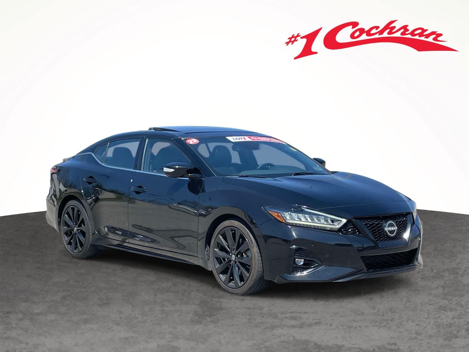2023 Nissan Maxima SR's photo
