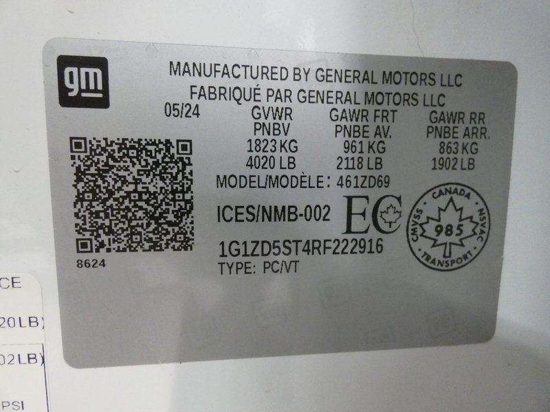 Used 2024 SUMMIT WHITE Chevrolet 4dr Sdn 1LT image 25