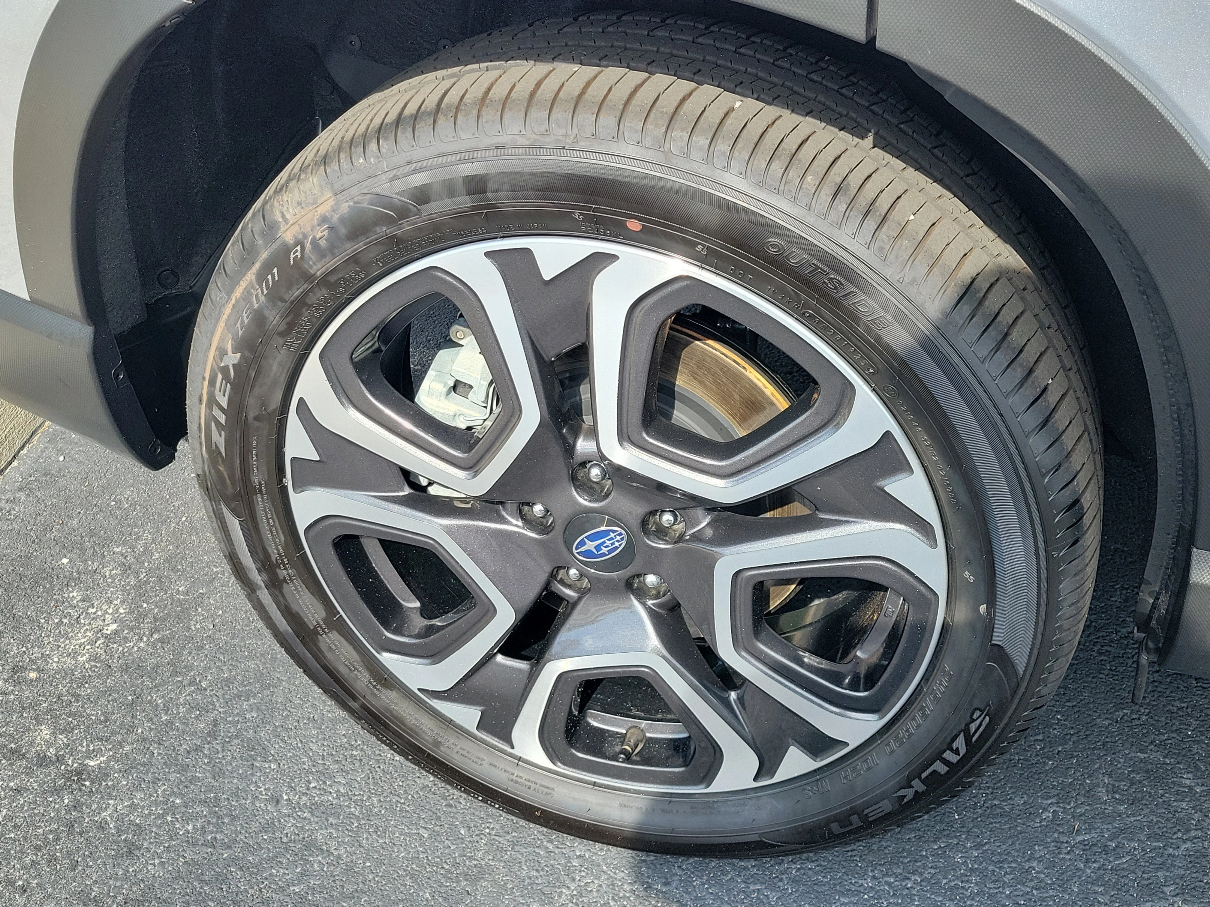 Used 2026 Ice Silver Metallic Subaru Limited image 10