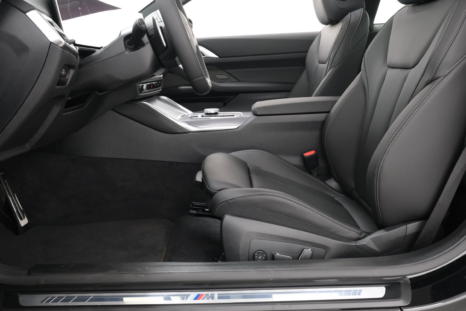 New 2027 Black Sapphire Metallic BMW 430i xDrive image 28
