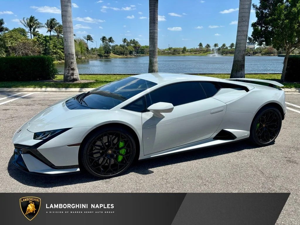 2024 Lamborghini Huracan's photo