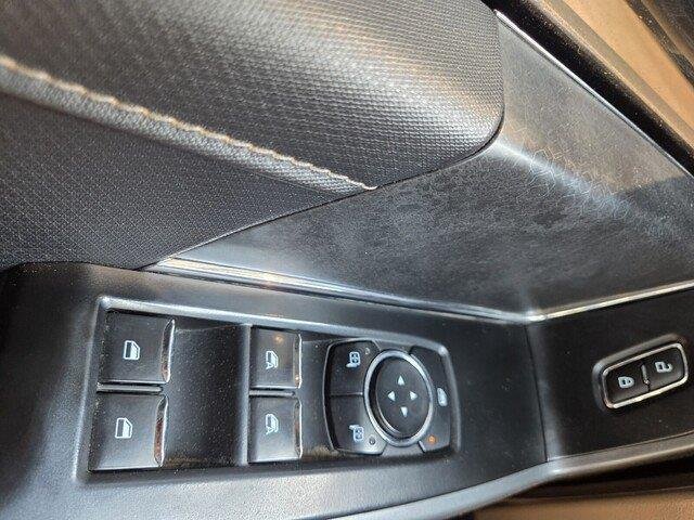 Used 2024 Oxford White Ford XLT image 21