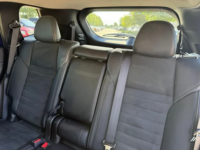 Used 2024 Blue Mitsubishi SE image 24