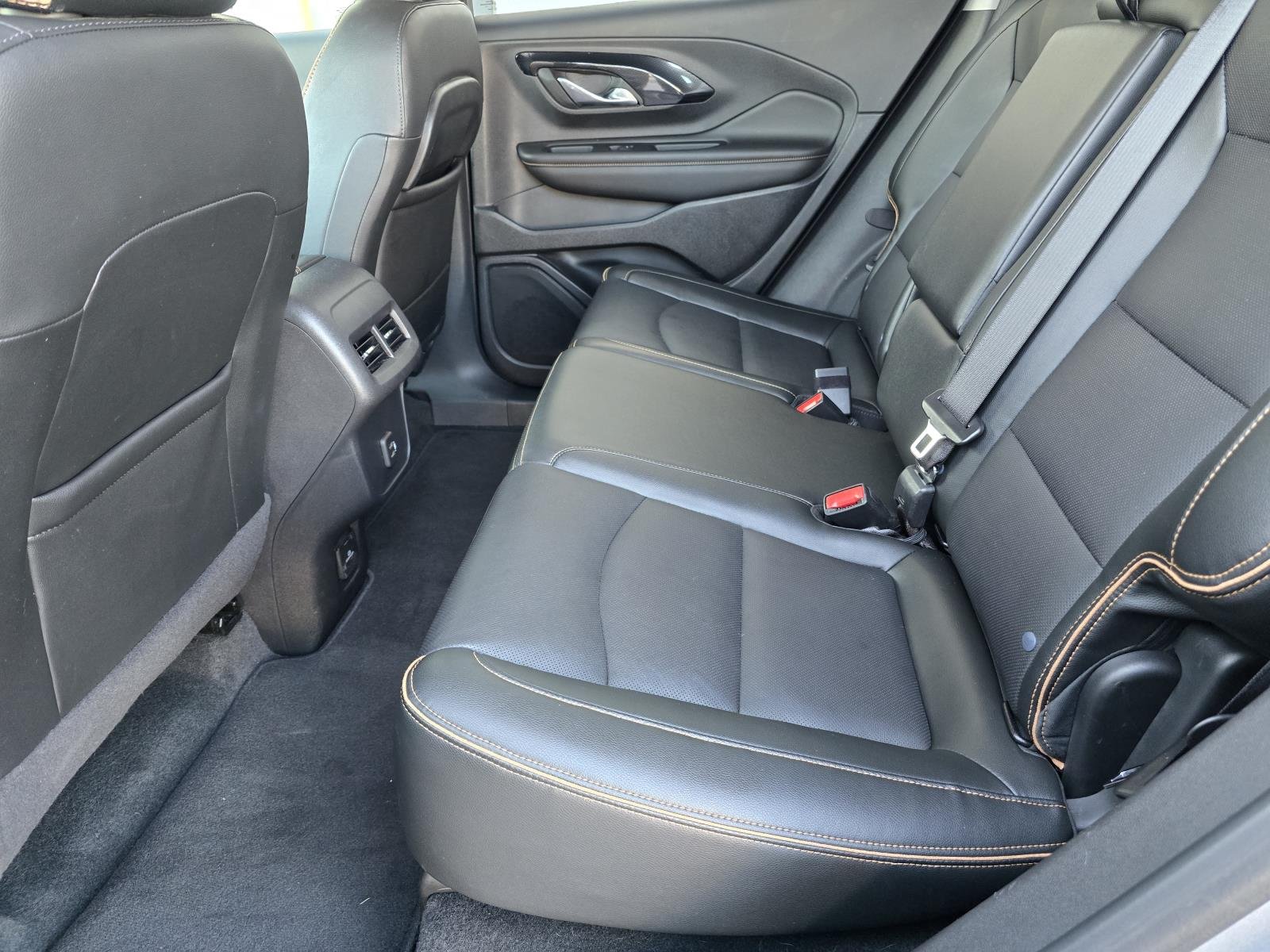 2024 GMC Terrain AT4 - Photo 10
