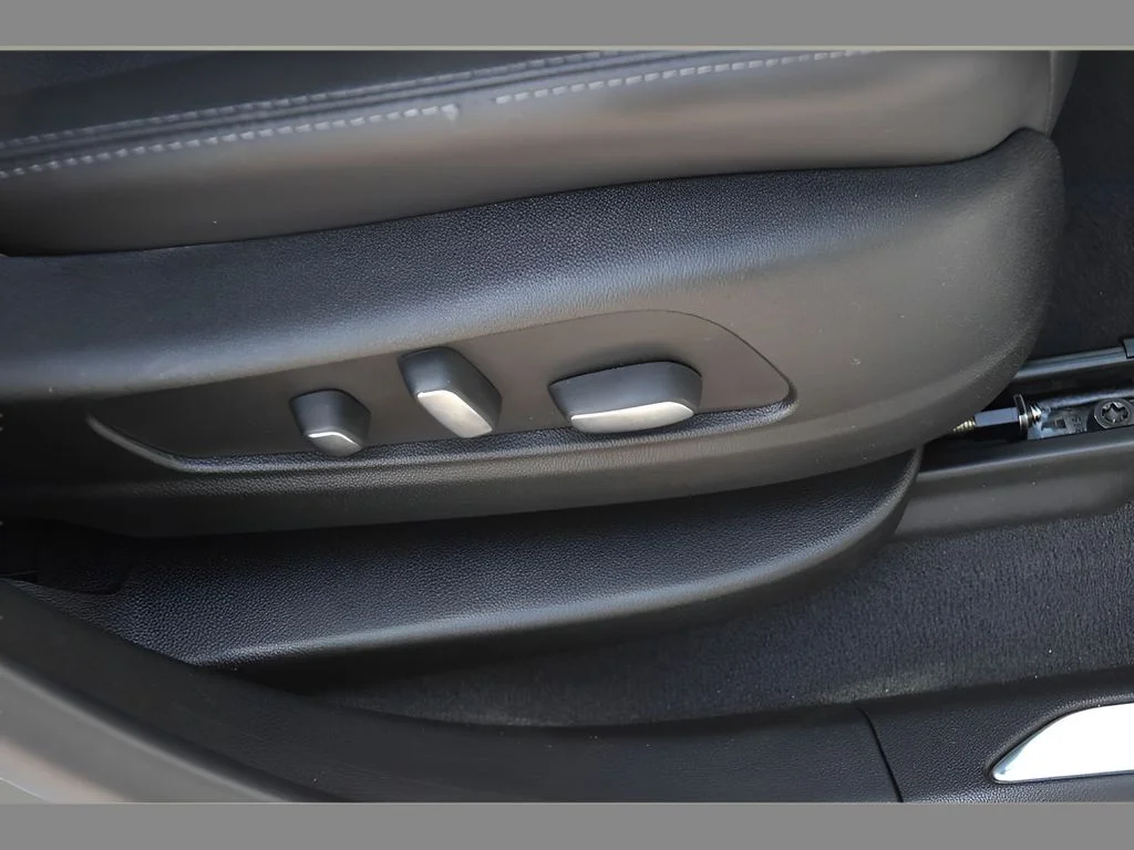 2025 Cadillac XT5 Premium Luxury - Photo 32