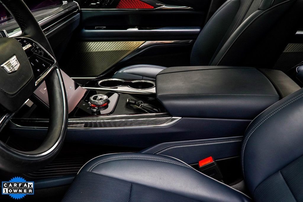 Used 2025 Silver Cadillac Luxury 2 image 19