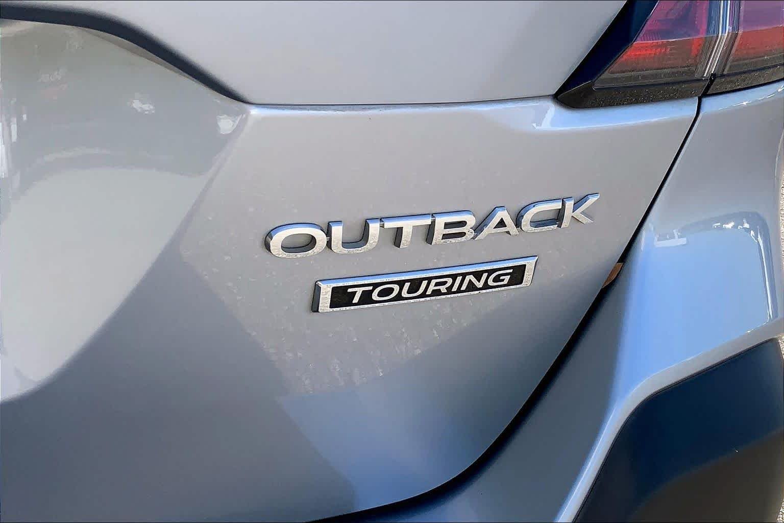 Used 2024 Ice Silver Metallic Subaru Touring image 10