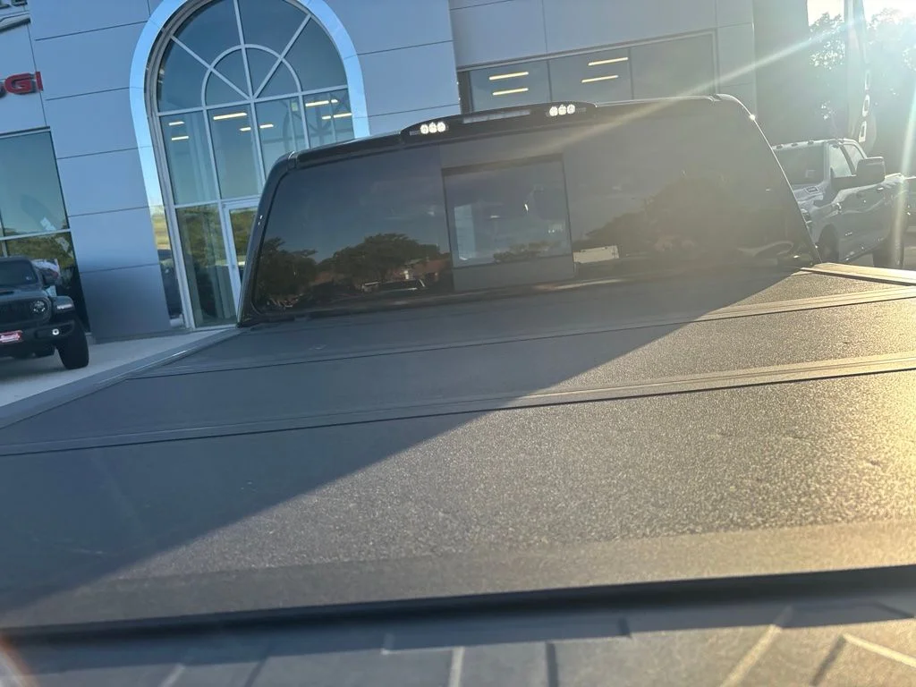 Used 2018 Black Nissan PRO-4X image 13