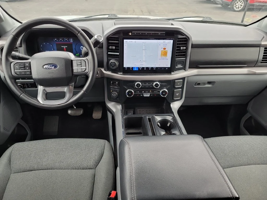 Used 2024 Avalanche Ford XLT image 23