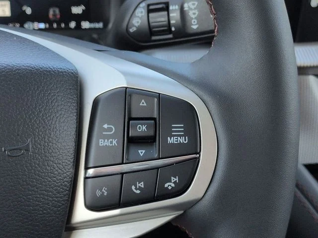 New 2026 Carbonized Gray Metallic Ford Active image 25