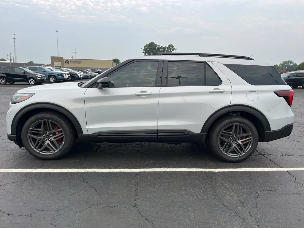 New 2026 Space White Metallic Ford ST image 8