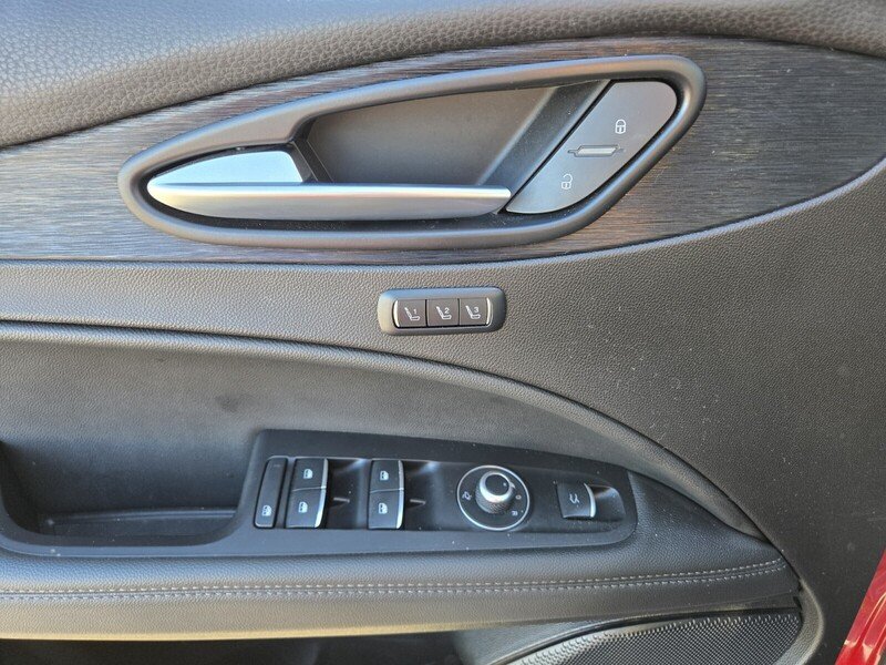 Used 2024 Alfa Rosso Alfa Romeo SPRINT AWD image 19