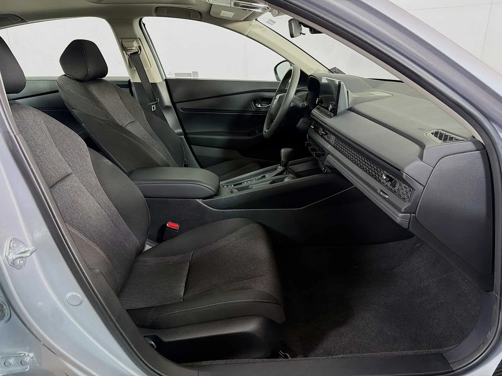 Used 2023 Lunar Silver Metallic Honda EX image 25