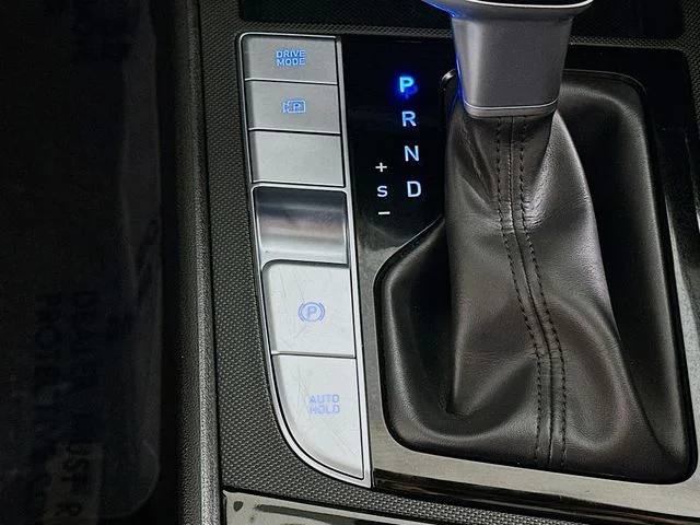 Certified Pre-Owned 2025 Hyundai Elantra SEL Convenience