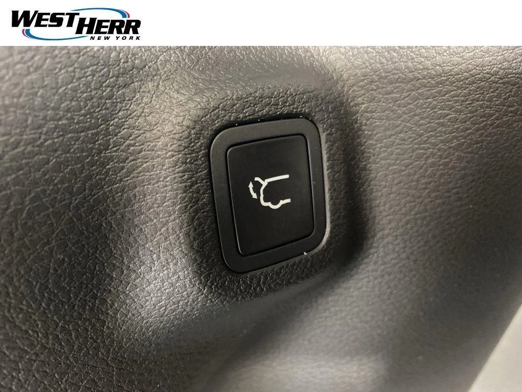 Used 2026 Hydro Blue Pearlcoat Jeep Limited Altitude image 20