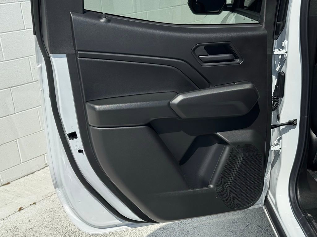 New 2026 Summit White Chevrolet Trail Boss image 19