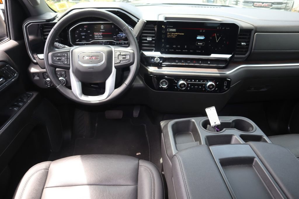 2024 GMC Sierra 1500 SLT - Photo 14