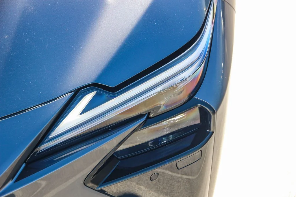 New 2026 Cloudburst Gray Lexus ES 350e PREMIUM image 8