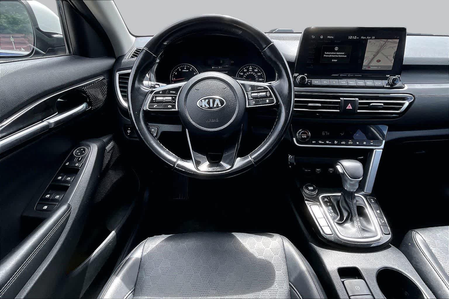 Used 2021 Dark Ocean Blue/White Roof Kia SX image 6