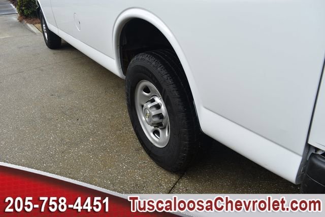 2023 Chevrolet Express Cargo Work Van - Photo 16