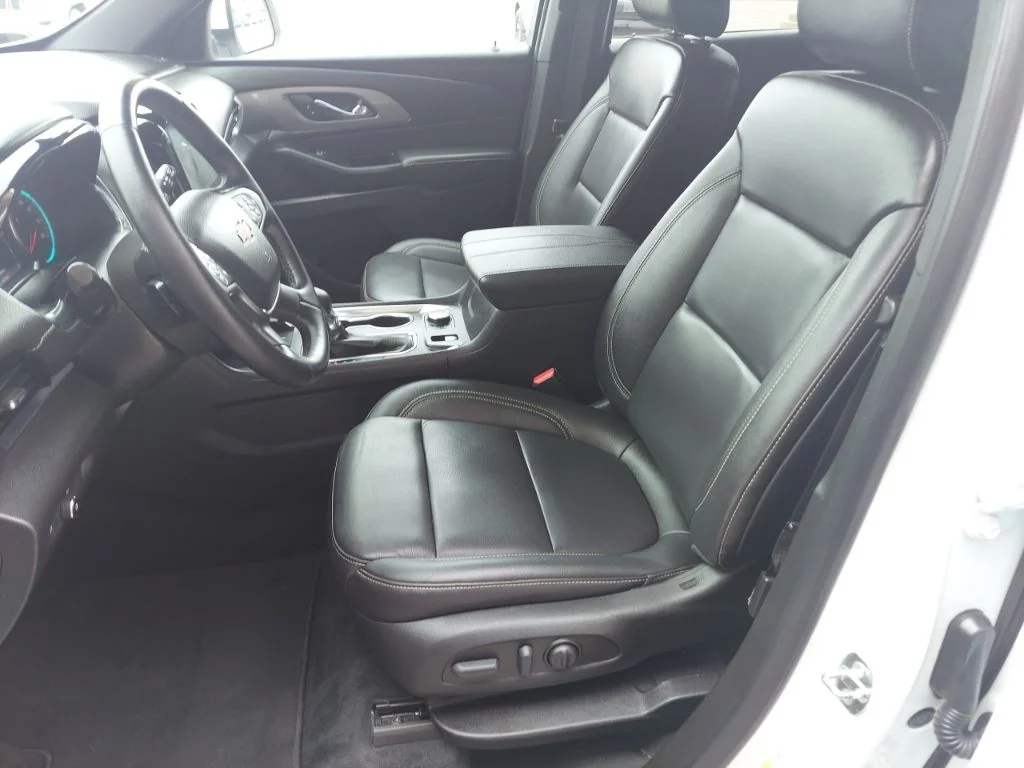 Used 2023 White Chevrolet LT Leather image 17