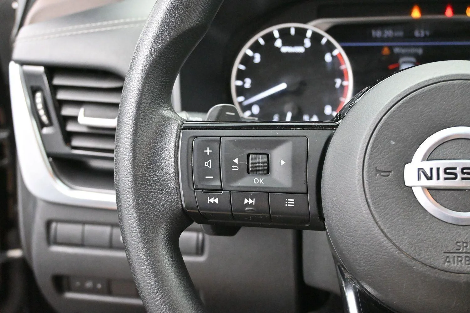 Used 2021 Super Black Nissan SV image 16