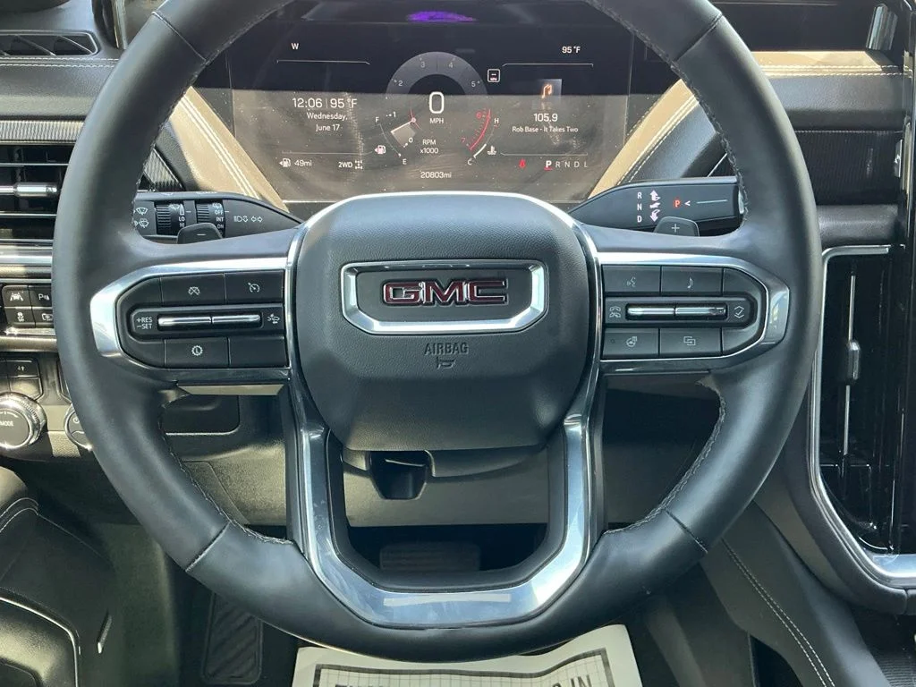 Used 2025 Silver GMC Elevation image 48